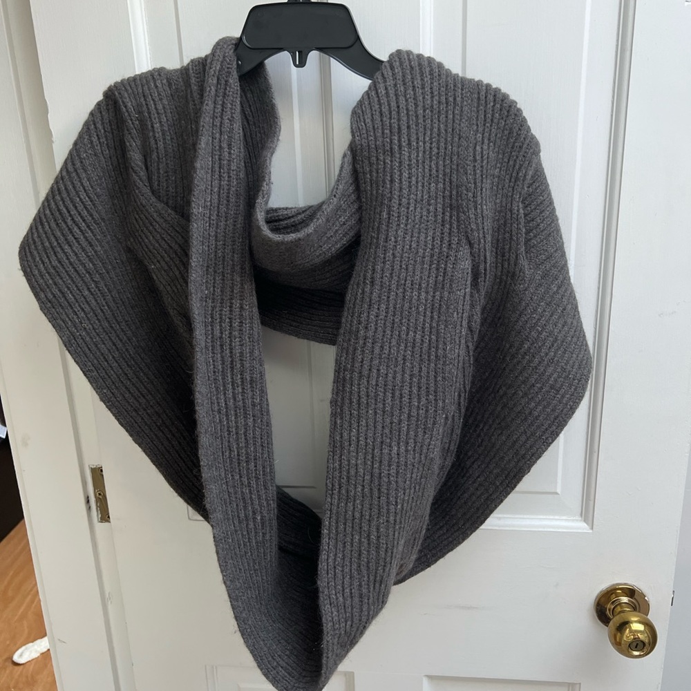 Infinity Scarf - Picture 6 of 10